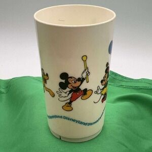 Vintage Disneyland Cup Mickey Minnie Goofy Donald Pluto Walt Disney Productions